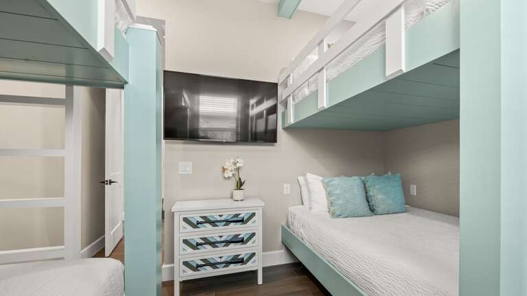 Bedroom 6 – Bunk Room - Full/Full & Twin/Twin