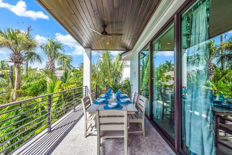 Main Floor Balcony Seating