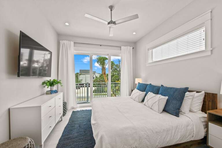 Master Bedroom 2 - King Bed, En Suite Bath w/ Balcony Access