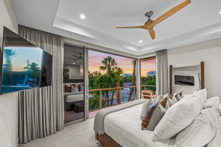 Twilight - Master Bedroom  - Balcony Access w/ a View! Twilight - Master Bedroom  - Balcony Access w/ a View!