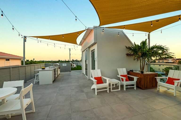 Twilight - Rooftop - Outdoor Kitchen - Gulf Views Twilight - Rooftop - Outdoor Kitchen - Gulf Views
