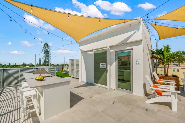 Rooftop - Elevator and Stairway Access - Outdoor Kitchen Rooftop - Elevator and Stairway Access - Outdoor Kitchen