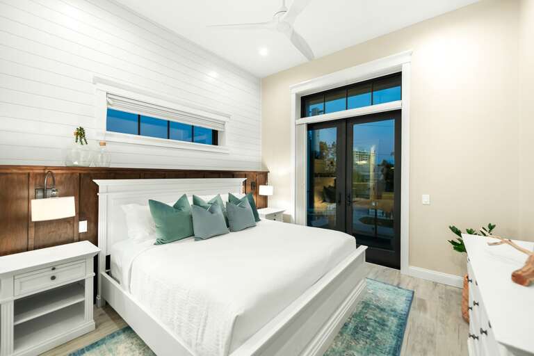 Bedroom 2 - King Size Bed and En-Suite Bathroom