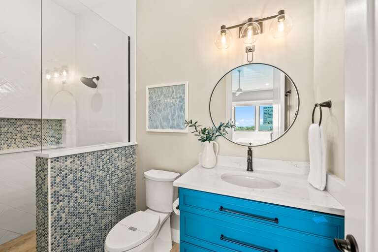 Bedroom 3 - En-Suite Bathroom - Large Walk-in Shower