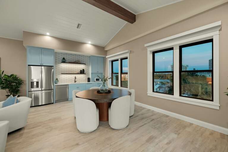 Club Room - Wet Bar - Soft Seating and additional Dining Space