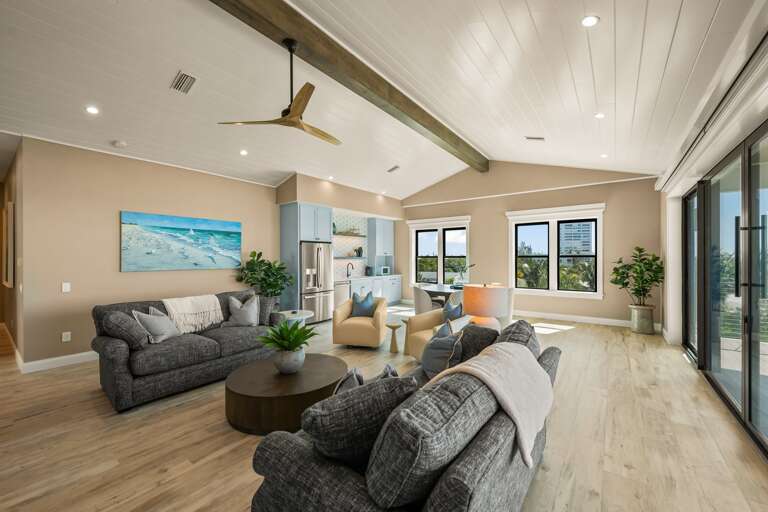 Club Room - Wet Bar - Soft Seating and additional Dining Space