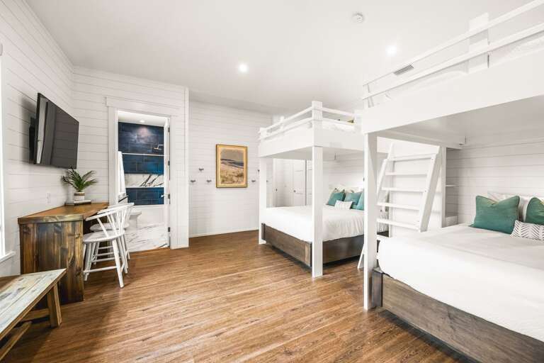Bedroom 6 - En-Suite - Full/Queen Bunk Beds - Dedicated Workspace.