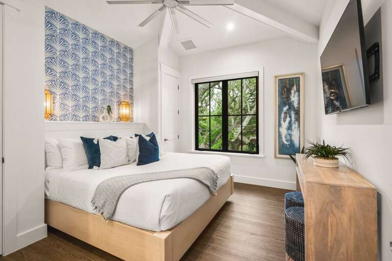 Bedroom 3 - King Size Bed and En-Suite Bathroom.