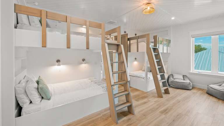 Bedroom 6 - Queen/Queen Bunk Beds and En-Suite Bathroom