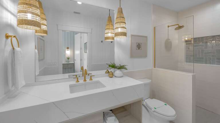 Bedroom 6 - En Suite Bathroom Bedroom 6 - En Suite Bathroom