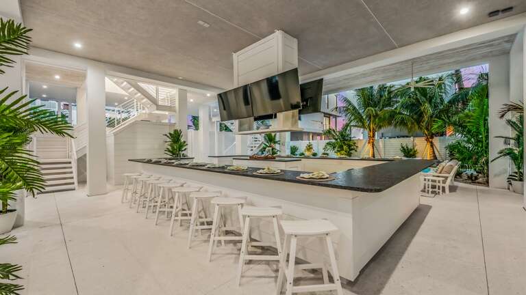 Twilight - Covered Pool Area - Large Horseshoe Bar - 4 Large HDTV's - Never Miss the Big Game Twilight - Covered Pool Area - Large Horseshoe Bar - 4 Large HDTV's - Never Miss the Big Game