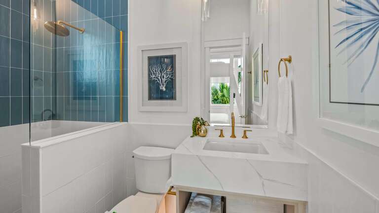 Bedroom 3 - En Suite Bathroom Bedroom 3 - En Suite Bathroom