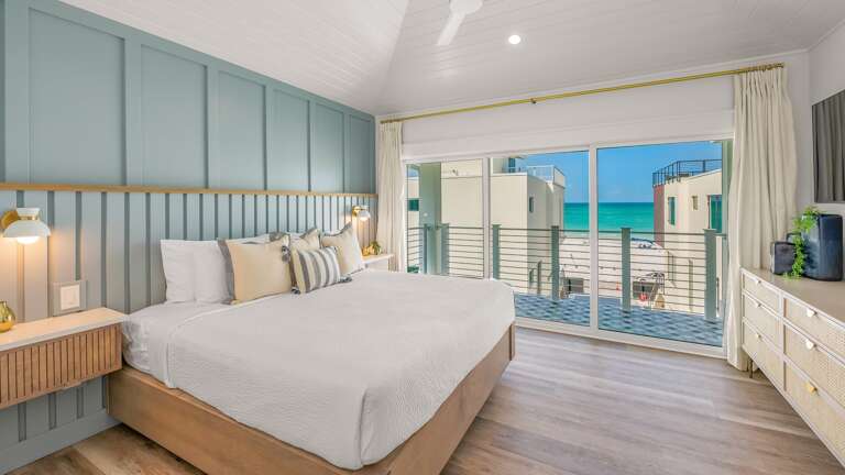 Bedroom 5 - King Size Bed and En-Suite Bathroom Bedroom 5 - King Size Bed and En-Suite Bathroom