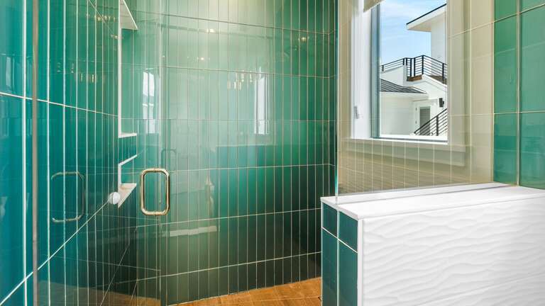 Bedroom 2 - En Suite Bath Bedroom 2 - En Suite Bath