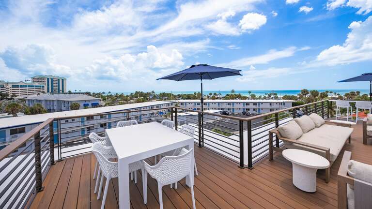 Day Time - Rooftop Deck - Dining Area - Gulf Views Day Time - Rooftop Deck - Dining Area - Gulf Views