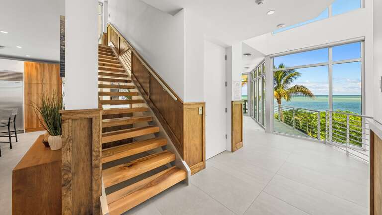 Elevator/Staircase Access