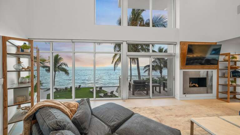 Twilight - Great Room - Balcony Access - Direct Gulf Views