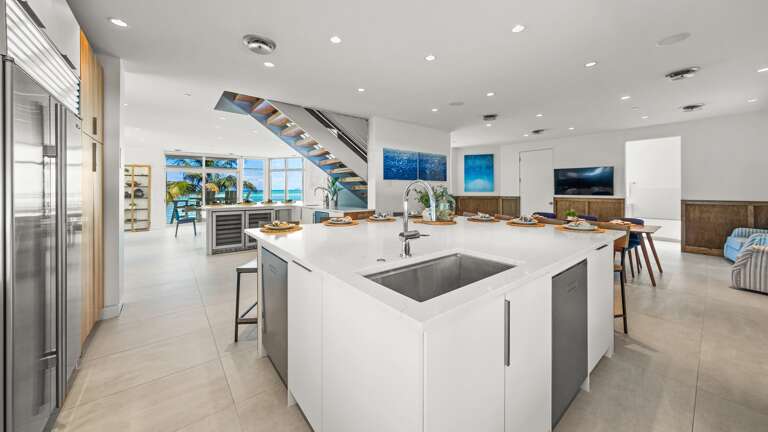 Kitchen - Full Stocked - Double Oven - Large Range - 2 Dishwashers - Oversized Island w/ Seating for 8