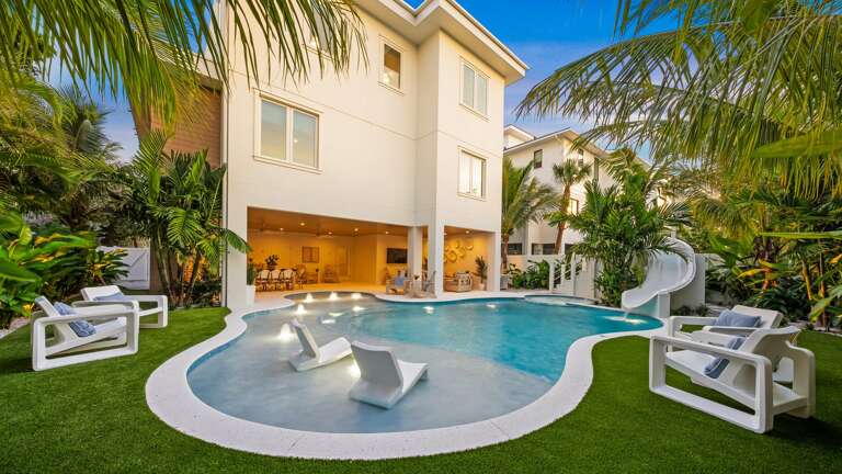 Twilight - Resort Style Pool w/ Water Slide and Heated Spa