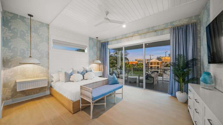 Master Bedroom - Balcony Access w/ a View!