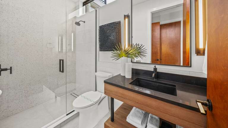 Bedroom 3 - En-Suite Bathroom