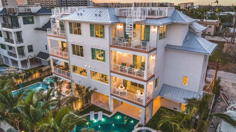 Twilight - Blue Lagoon - Rear Elevation