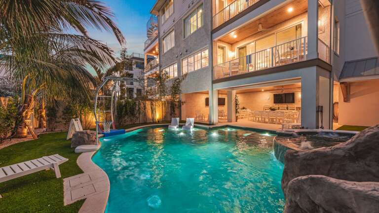 Twilight - Resort Style Pool/Spa - Water Slide - Rope Swing