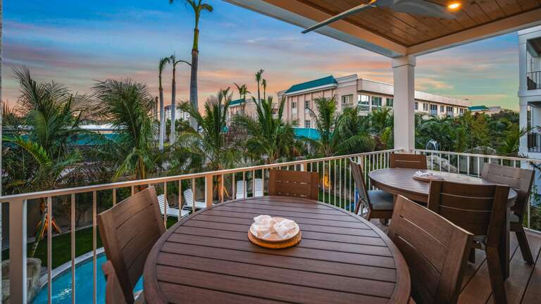 Twilight - 1st Living Level - Rear Balcony - Dining Space