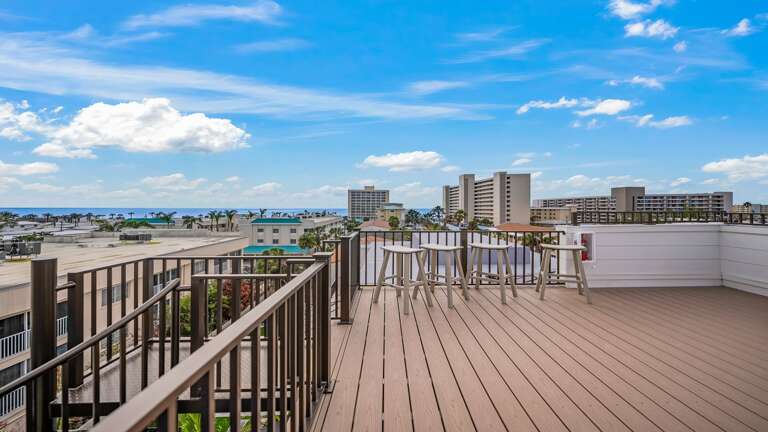 Daytime - Rooftop - High-Top Chairs - Gulf Views Daytime - Rooftop - High-Top Chairs - Gulf Views