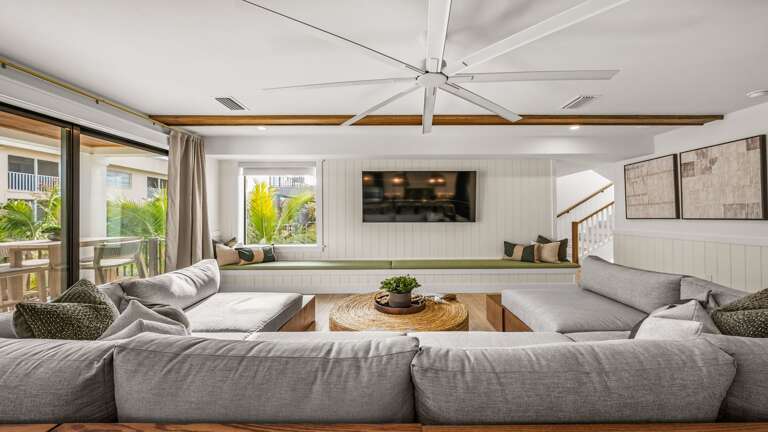 Great Room - Open Floor Plan - Balcony Access - Gulf Views Great Room - Open Floor Plan - Balcony Access - Gulf Views