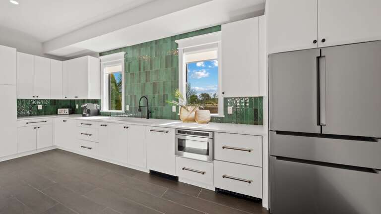 Butler's Pantry  - Oversized Refrigerator - (2) Dishwashers, Double Ovens, & Large Gas Stove - Balcony Access