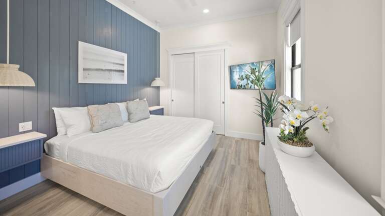 Bedroom 4 - King Size Bed and En-Suite Bathroom