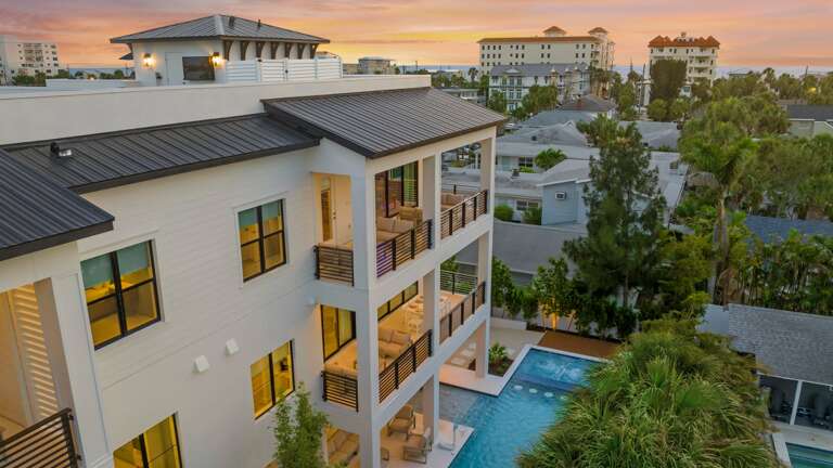 Aeriel Drone - Twilight - Rear Elevation