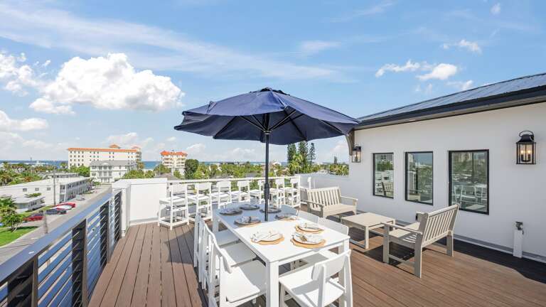 Daytime- Rooftop - Outdoor Dining - High-Top Seating for 8