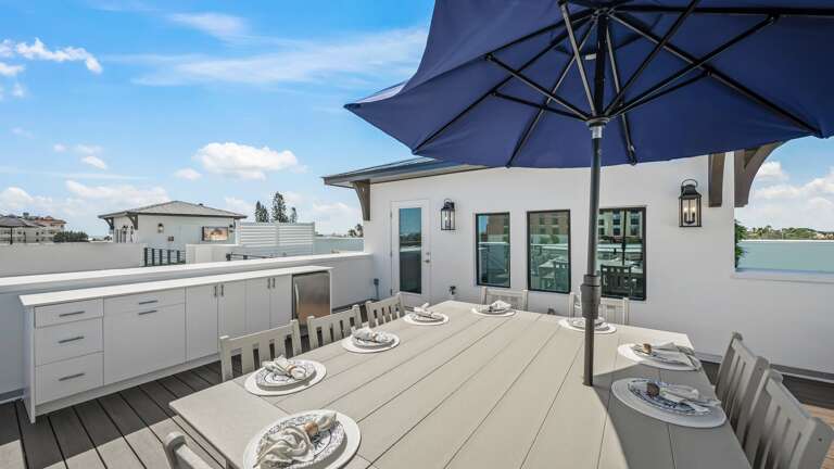 Daytime - Rooftop - Outdoor Dining
