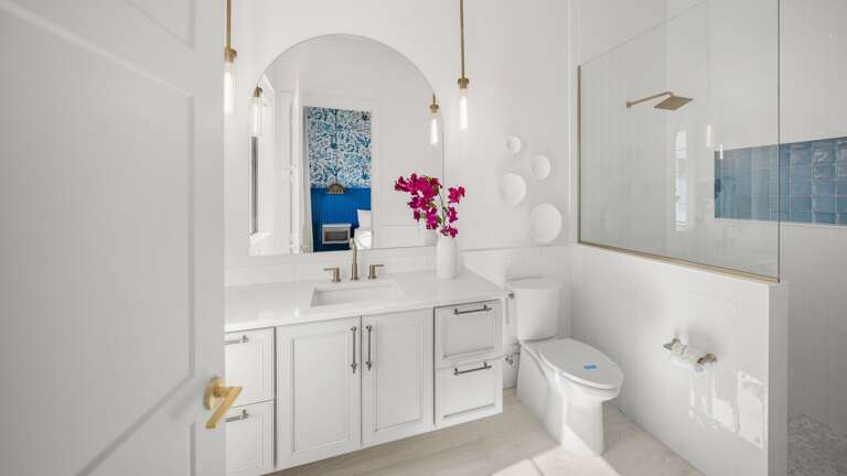 Bedroom 4 - En-Suite Bathroom