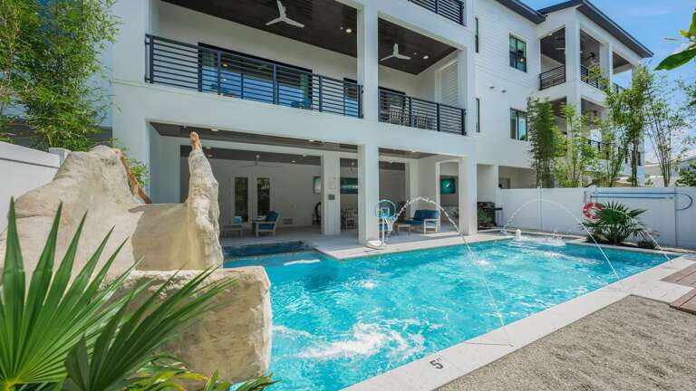 Resort Style Pool & Spa - Waterslide - Pool Basketball - Lounge Chairs