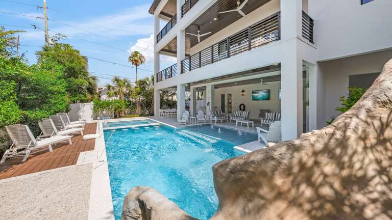 Resort Style Pool & Spa - Waterslide - Pool Basketball - Lounge Chairs