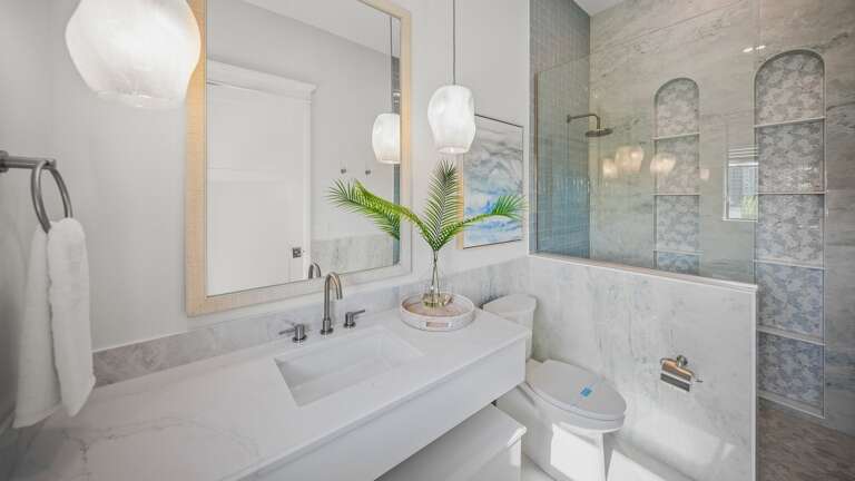 Bedroom 3 - En-Suite Bathroom - Large Walk-in Shower