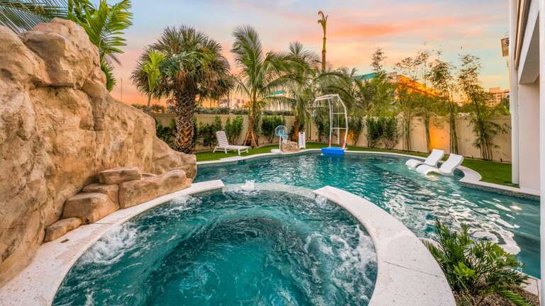 Home A - Twilight - Resort Style Pool w/ Spa - Waterslide & Rope Swing