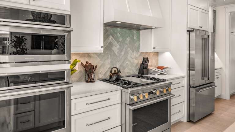 Home A - Kitchen - Oversized Refrigerator - (2) Dishwashers, Double Ovens, & Large Gas Stove - Balcony Access