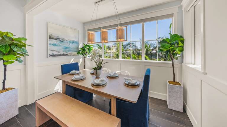 Home B - Dining Table for 5