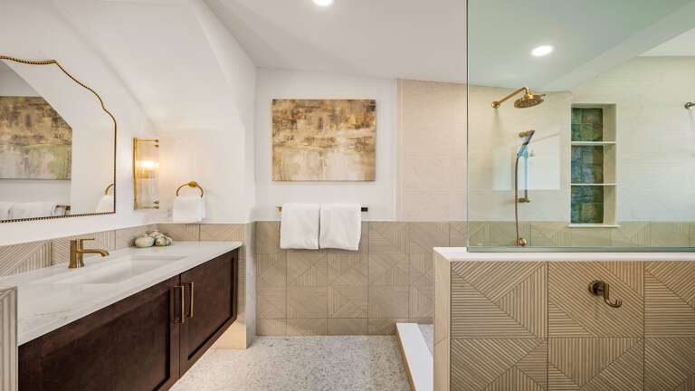 Home B - Master Bathroom 1 - En-Suite Bathroom - Walk-in Shower