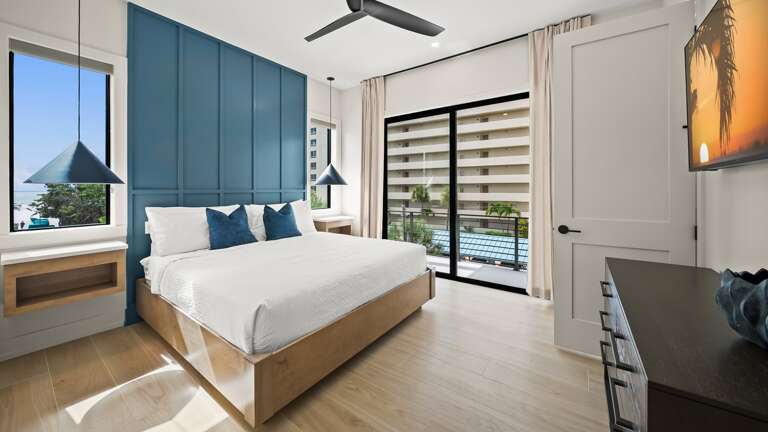 1st Living Level  - Bedroom 5 - King Size Bed - Gulf Views - Balcony Access