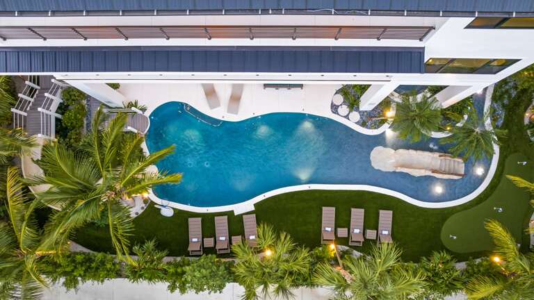 Resort Style Pool/Spa - 2 Waterslides - Putt Putt Resort Style Pool/Spa - 2 Waterslides - Putt Putt