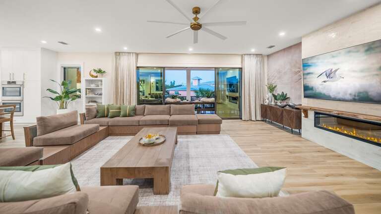 Living Room - Balcony Access