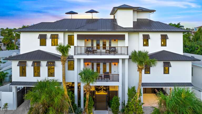 Front Elevation - The Overlook