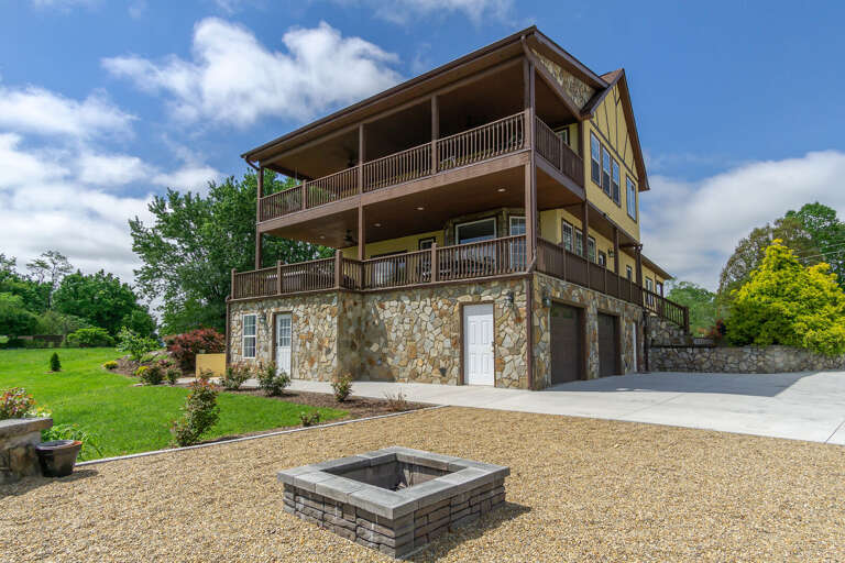 Your group will love nights under the stars as you share stories and laughter around the fire pit. 6 chairs are available.