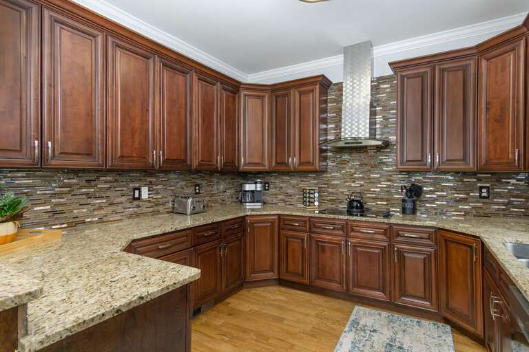 You'll never feel cramped in this kitchen, ideal for groups that love to cook together! You'll never feel cramped in this kitchen, ideal for groups that love to cook together!