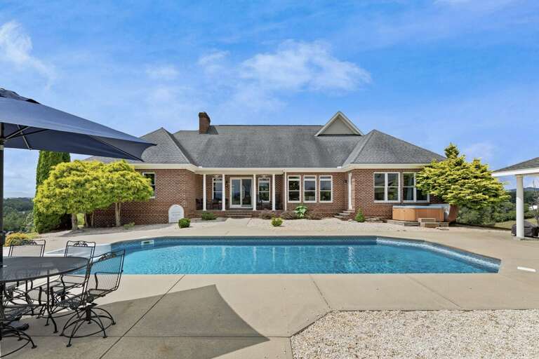 With plenty of poolside seating, you will relish the unbeatable views of Blue Ridge Pool House.